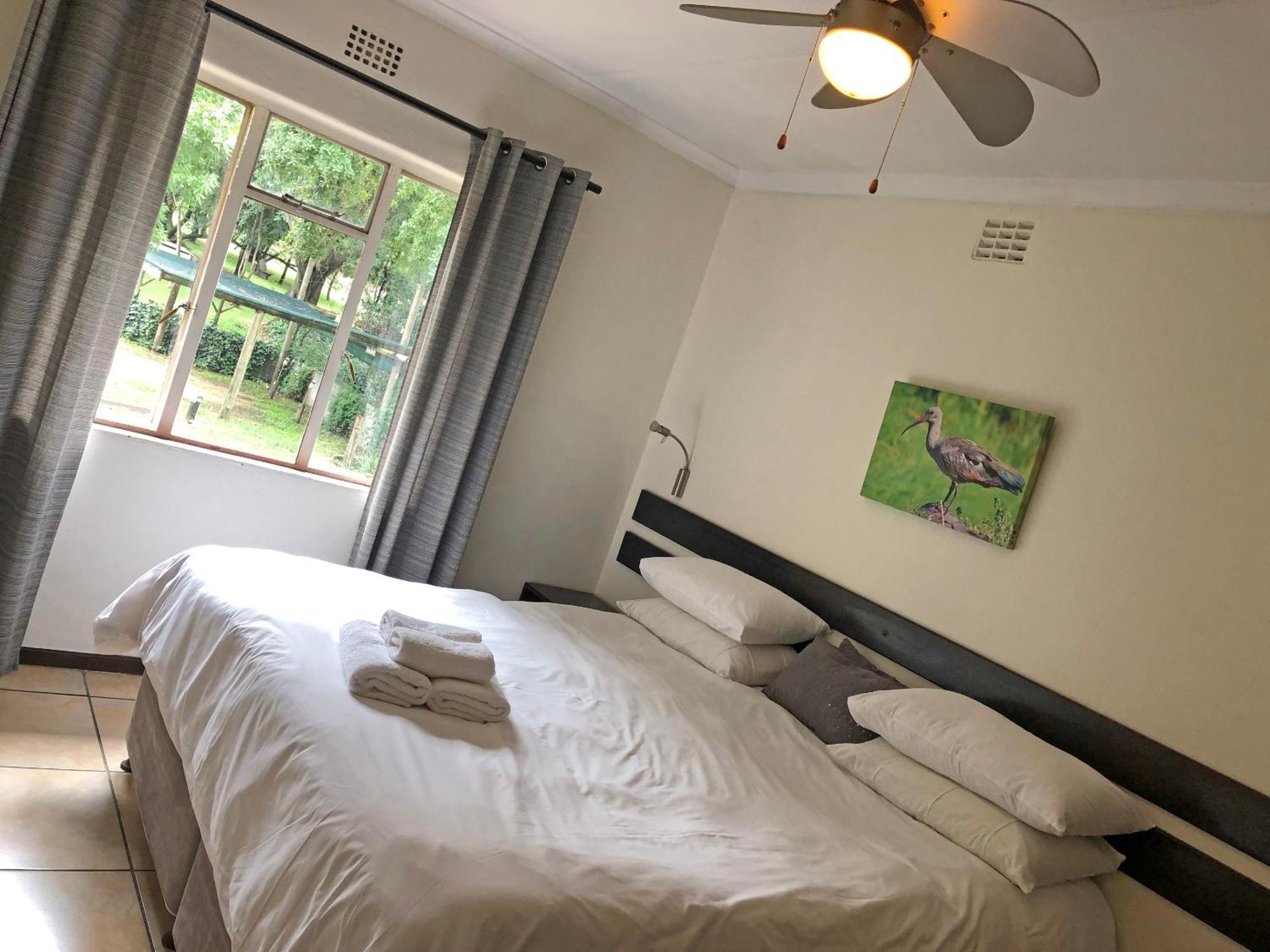 Hills And Dales Accommodation 拉塞利亚 外观 照片
