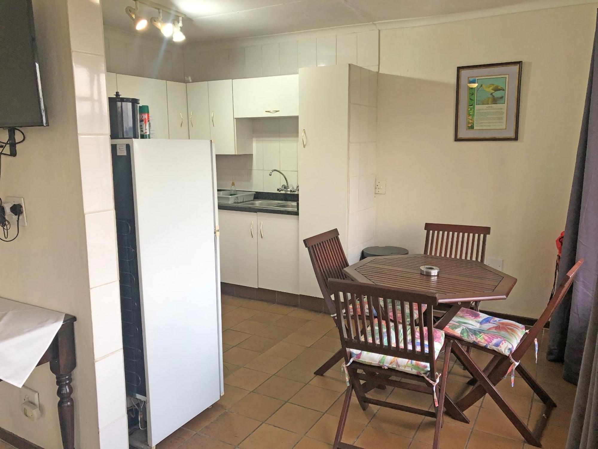 Hills And Dales Accommodation 拉塞利亚 外观 照片