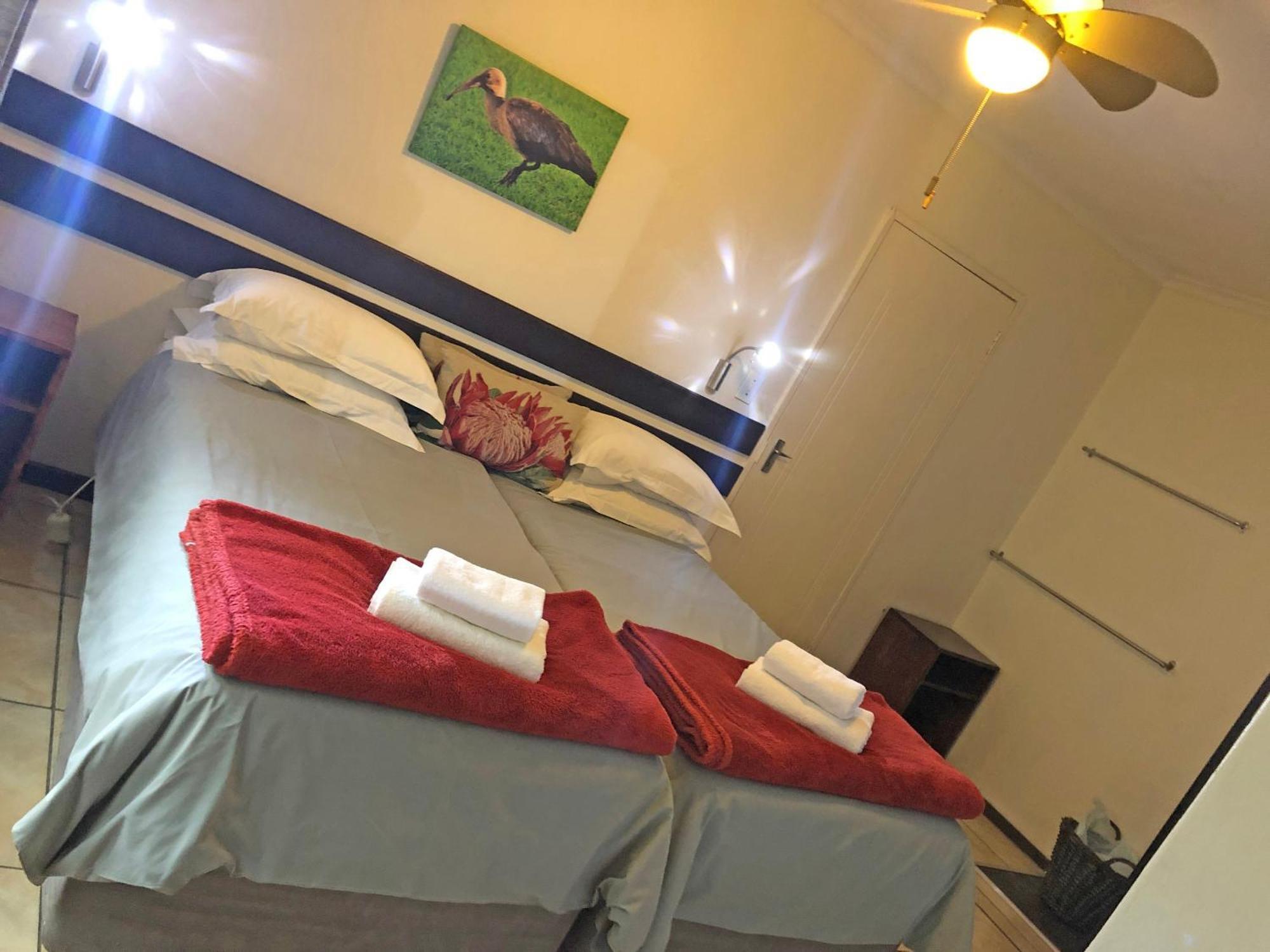 Hills And Dales Accommodation 拉塞利亚 外观 照片