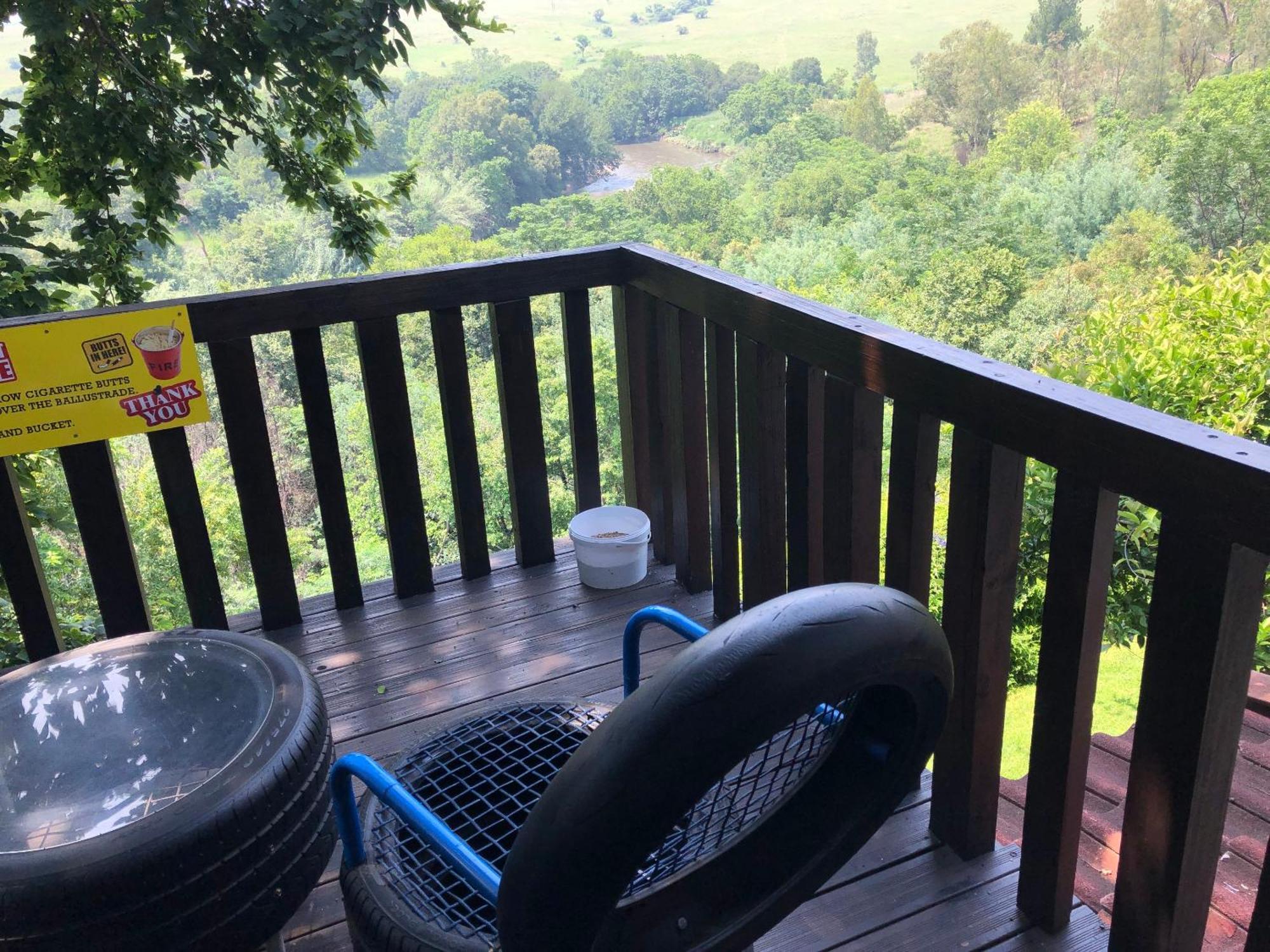 Hills And Dales Accommodation 拉塞利亚 外观 照片