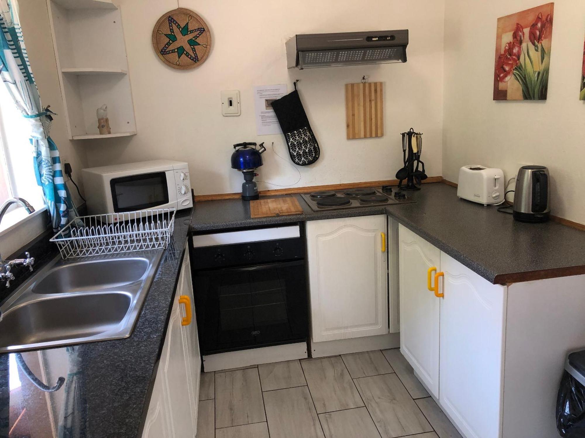 Hills And Dales Accommodation 拉塞利亚 外观 照片